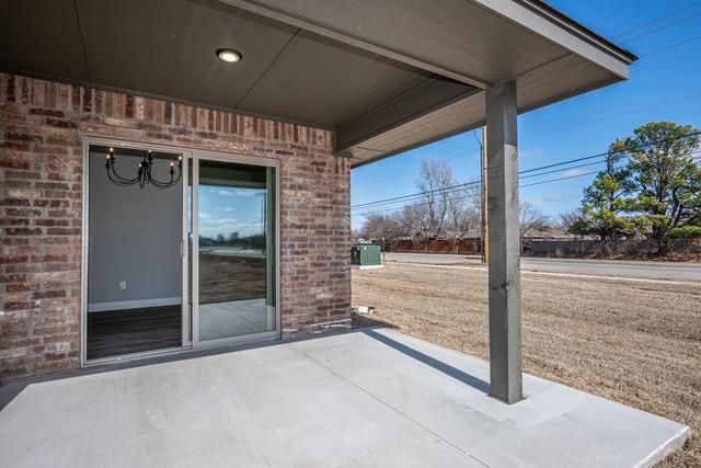 1920 Meadow Brook Road, Yukon, OK 73099