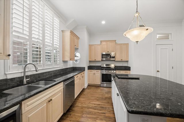 112 Detering Street, Houston, TX 77007