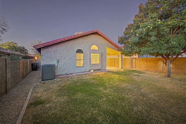 4309 E Abraham Lane, Phoenix, AZ 85050