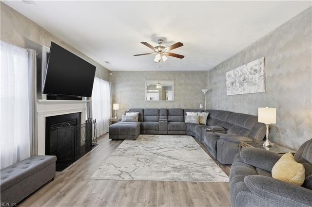 206 Dunn ST, Chesapeake, VA 23320