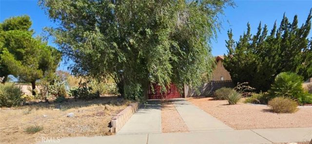 4507 W Avenue North, Lancaster, CA 93536