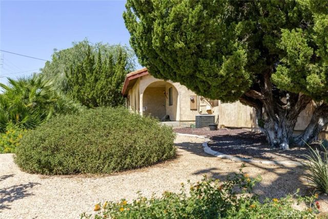 4507 W Avenue North, Lancaster, CA 93536