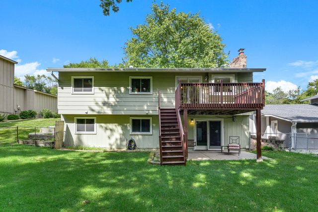 7064 Springhill Circle, Eden Prairie, MN 55346