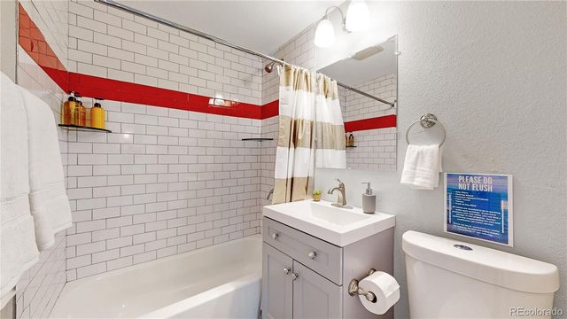 3284 W 66th Avenue, Denver, CO 80221