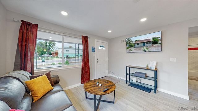 3284 W 66th Avenue, Denver, CO 80221