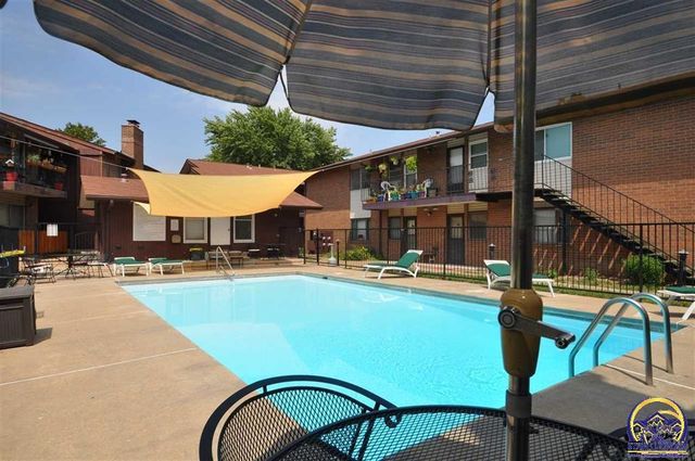 3002 SW Lydia AVE, Topeka, KS 66614