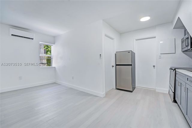 769 NW 10th St 2, Miami, FL 33136