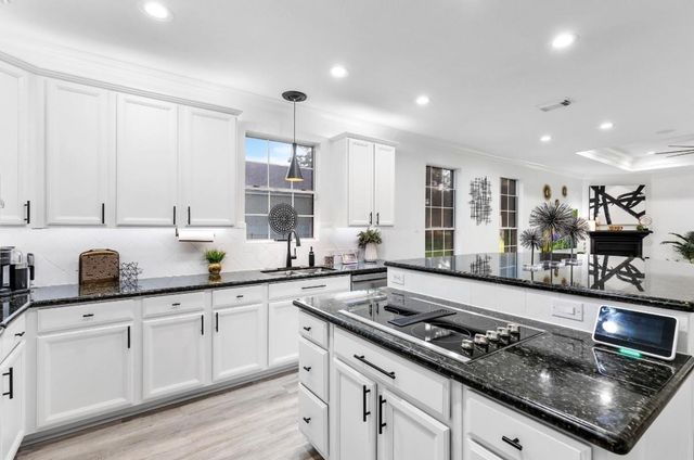 26807 Eagles Landing, Huffman, TX 77336