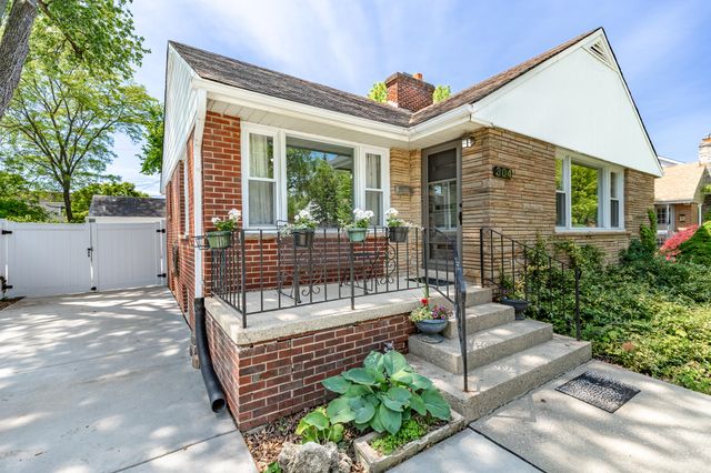 304 Beverly Place, Munster, IN 46321