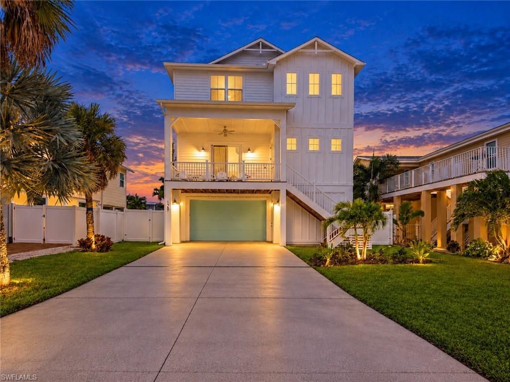 129 Pearl ST, FORT MYERS BEACH, FL 33931 — photo 2