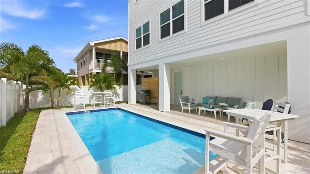129 Pearl ST, FORT MYERS BEACH, FL 33931 — photo 5