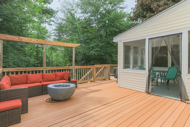 68 Benjamin Street, Manchester, NH 03109