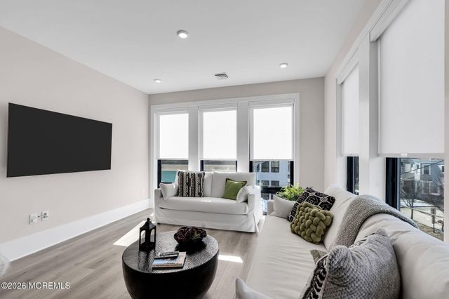 218 3rd Avenue 205, Asbury Park, NJ 07712