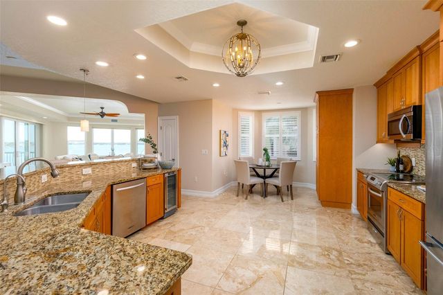 220 108TH AVENUE 304, Treasure Island, FL 33706