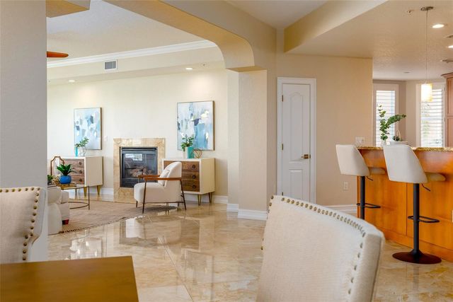 220 108TH AVENUE 304, Treasure Island, FL 33706