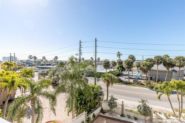 220 108TH AVENUE 304, Treasure Island, FL 33706