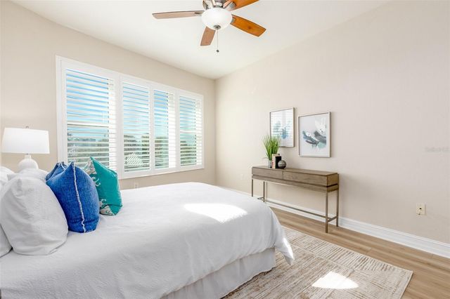 220 108TH AVENUE 304, Treasure Island, FL 33706