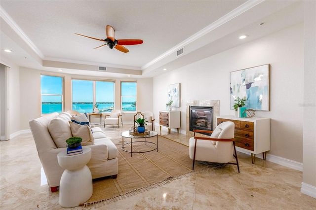 220 108TH AVENUE 304, Treasure Island, FL 33706