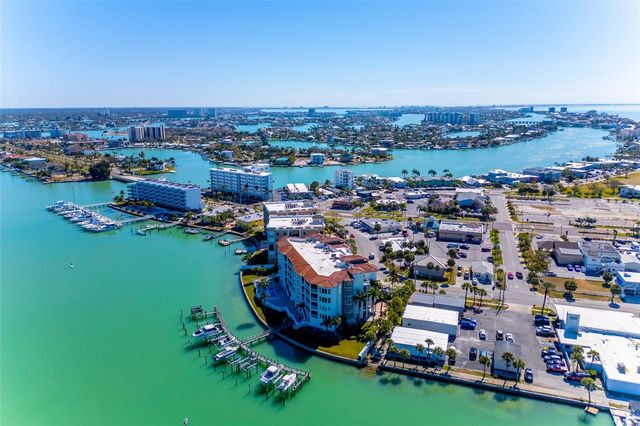 220 108TH AVENUE 304, Treasure Island, FL 33706