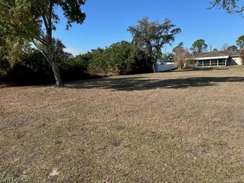 552 Sherwood AVE S, LEHIGH ACRES, FL 33974 — photo 3
