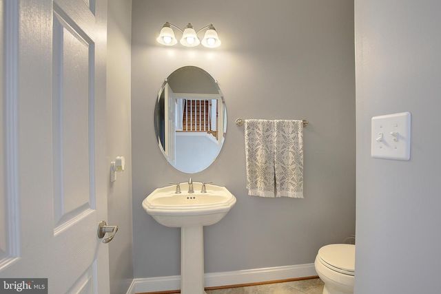 25 HOILE LN, Huntingtown, MD 20639