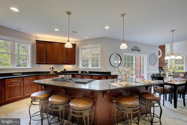 25 HOILE LN, Huntingtown, MD 20639