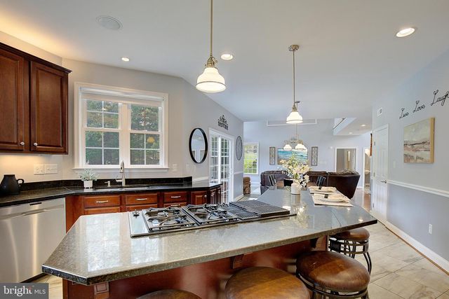25 HOILE LN, Huntingtown, MD 20639