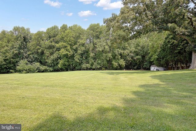 25 HOILE LN, Huntingtown, MD 20639