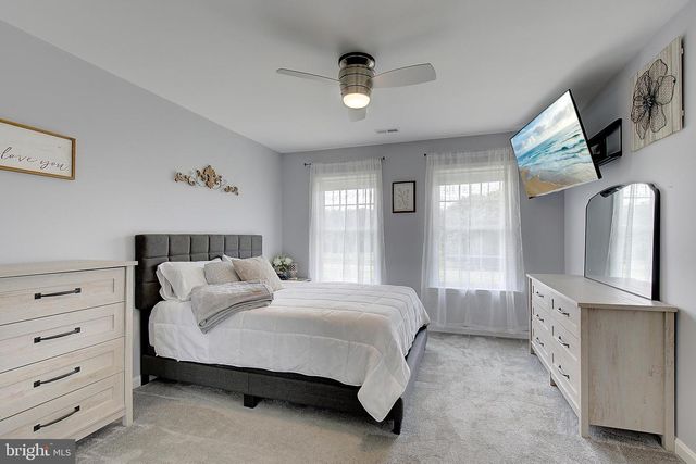 25 HOILE LN, Huntingtown, MD 20639