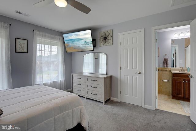 25 HOILE LN, Huntingtown, MD 20639