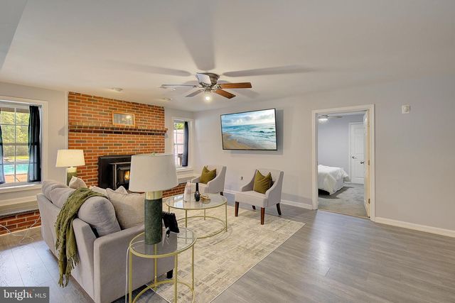 25 HOILE LN, Huntingtown, MD 20639