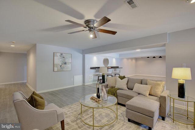 25 HOILE LN, Huntingtown, MD 20639