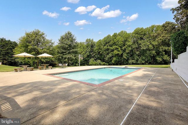 25 HOILE LN, Huntingtown, MD 20639