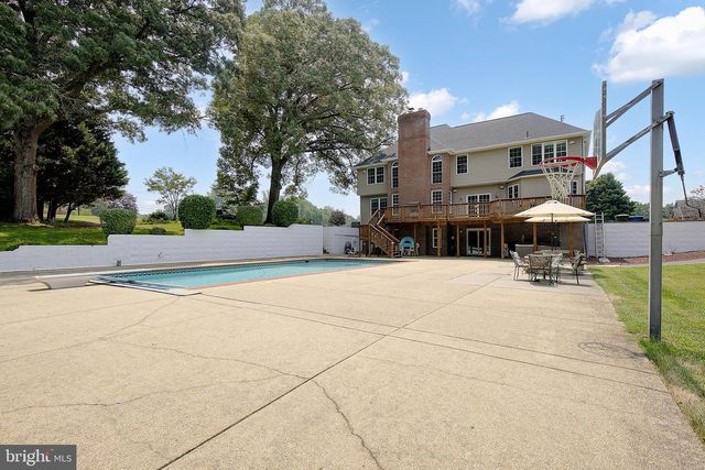 25 HOILE LN, Huntingtown, MD 20639