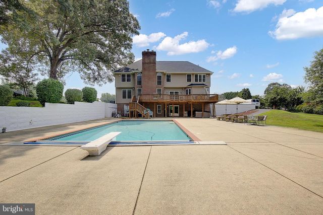 25 HOILE LN, Huntingtown, MD 20639