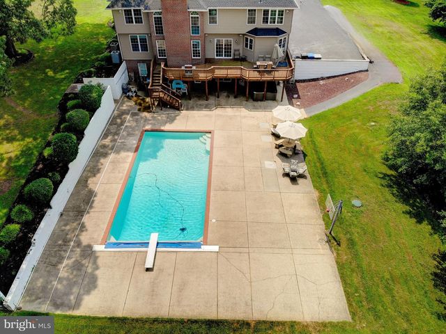 25 HOILE LN, Huntingtown, MD 20639