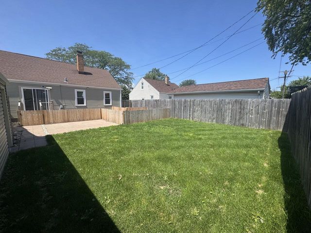 7549 31st AVENUE, Kenosha, WI 53142