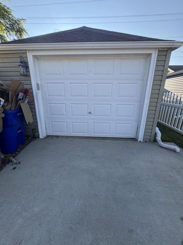 7549 31st AVENUE, Kenosha, WI 53142