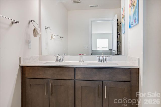 2810 Shumard Drive, Gastonia, NC 28054