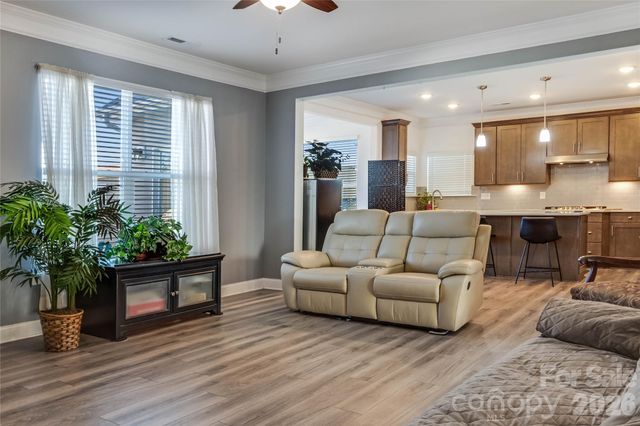 2810 Shumard Drive, Gastonia, NC 28054