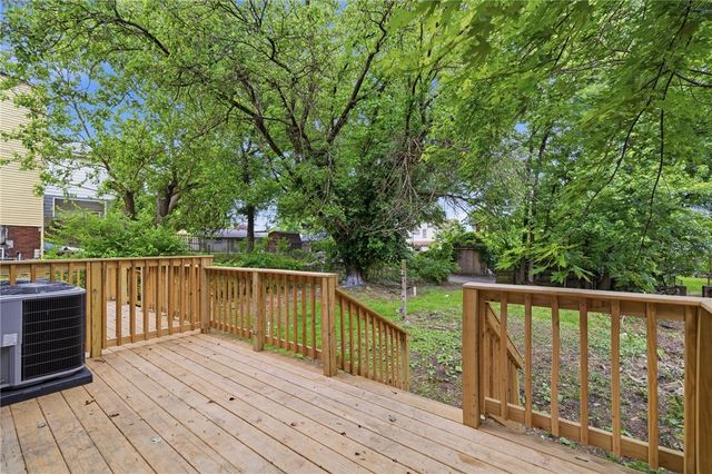 227 E 16th Ave, Homestead, PA 15120