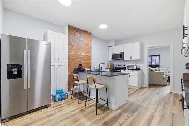227 E 16th Ave, Homestead, PA 15120