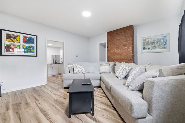 227 E 16th Ave, Homestead, PA 15120
