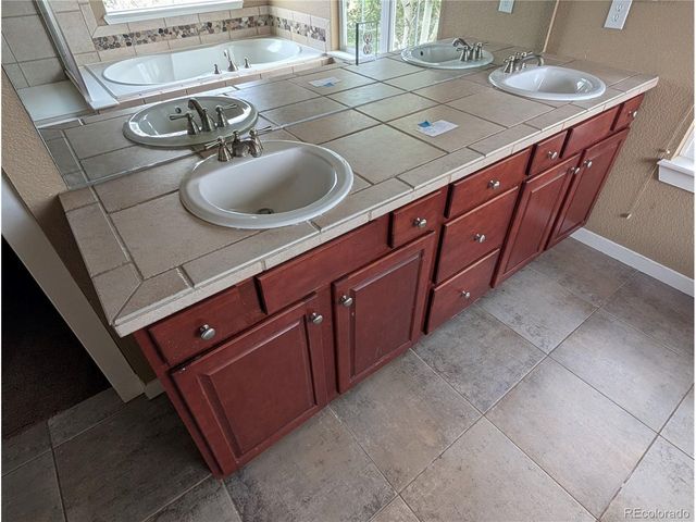 4590 Pleasant Valley Cir, Elizabeth, CO 80107