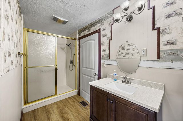 7 Northwood Country Lane, Huffman, TX 77336