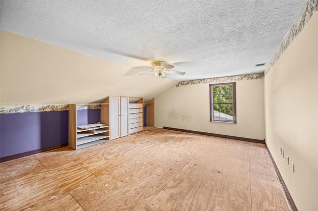 7 Northwood Country Lane, Huffman, TX 77336