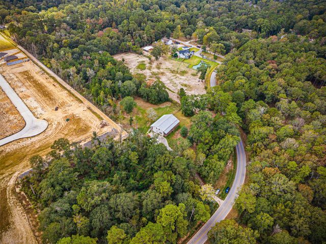 7 Northwood Country Lane, Huffman, TX 77336