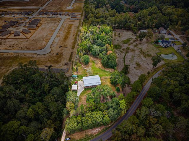 7 Northwood Country Lane, Huffman, TX 77336