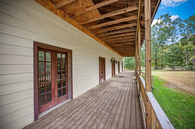 7 Northwood Country Lane, Huffman, TX 77336