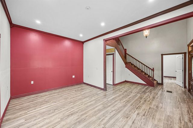 7 Northwood Country Lane, Huffman, TX 77336